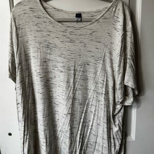 Old Navy Cream Heathered Scoop Neck Short Sleeve Tee with Black Speckle